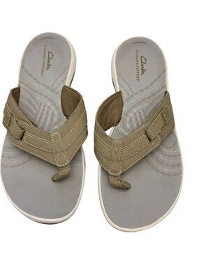 Clarks Womens Cloudsteppers Breeze Sea Flip Flops 9M Gray Beige Comfort Thong